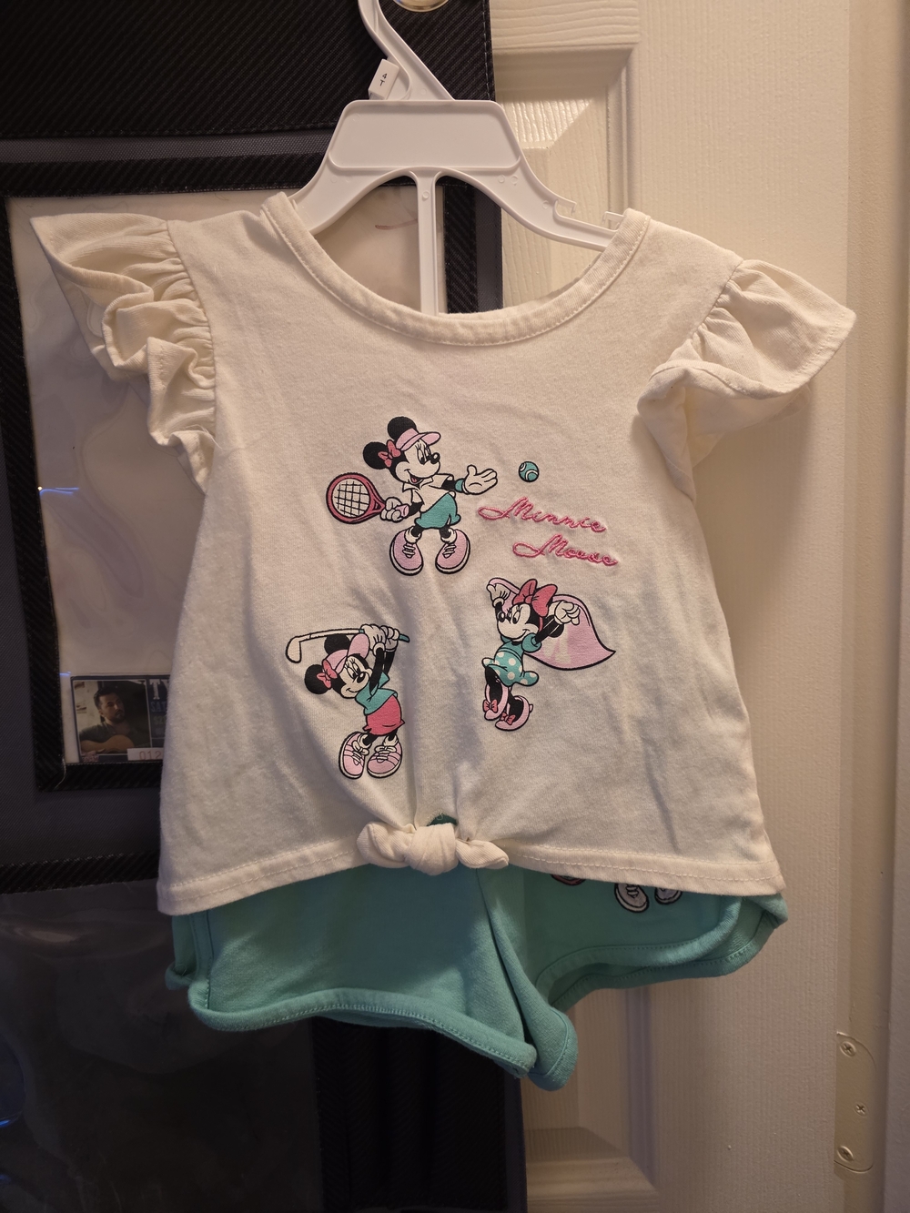 Minnie Mouse White & Teal Girls Flutter-Sleeve Top and Shorts Set